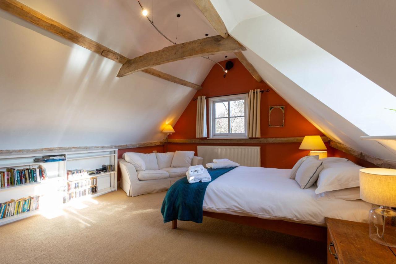 Pounce Hall -Stunning Historic Home In Rural Essex Саффрон-Уолден Экстерьер фото